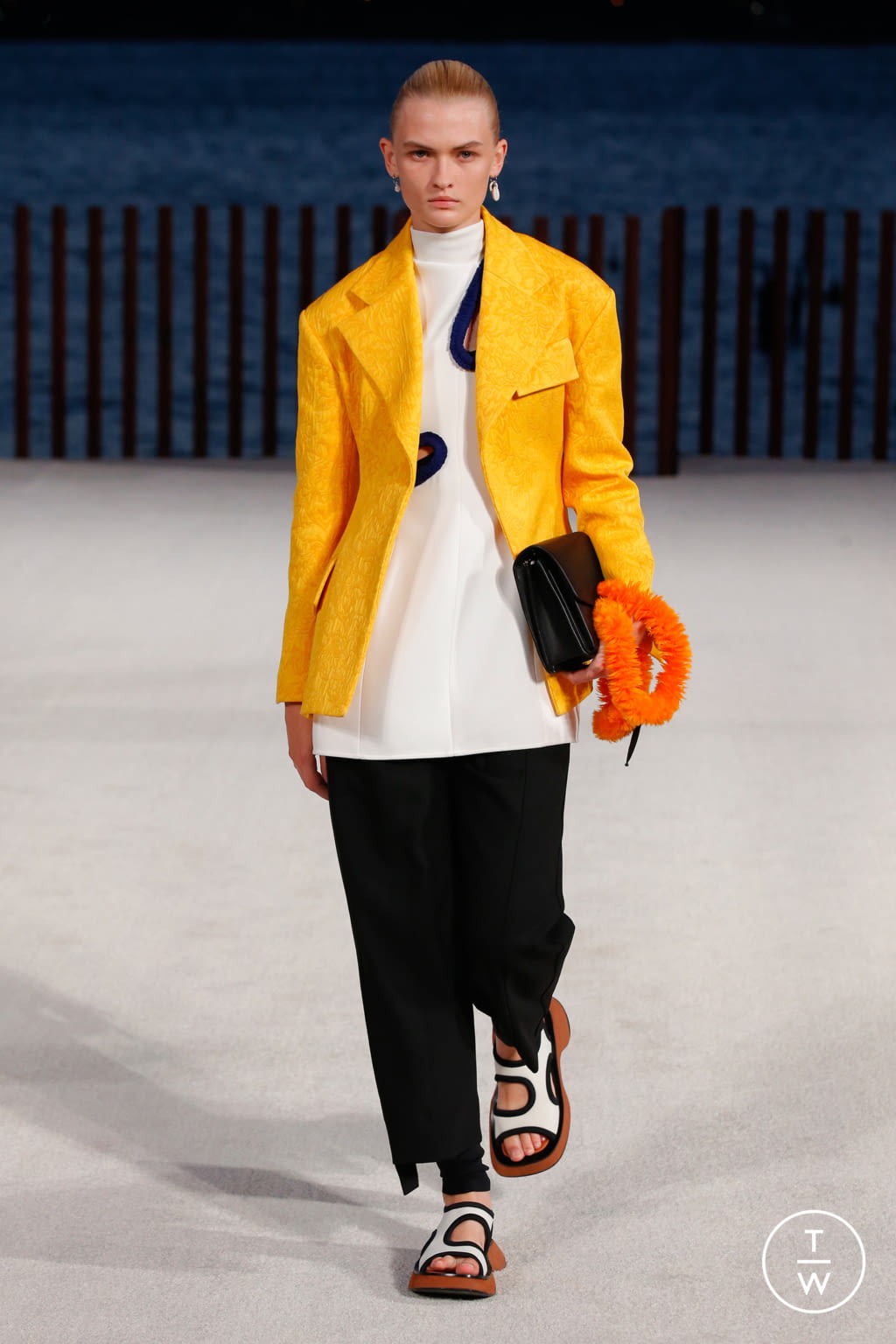 Fashion Week New York Spring/Summer 2022 look 31 from the Proenza Schouler collection 女装