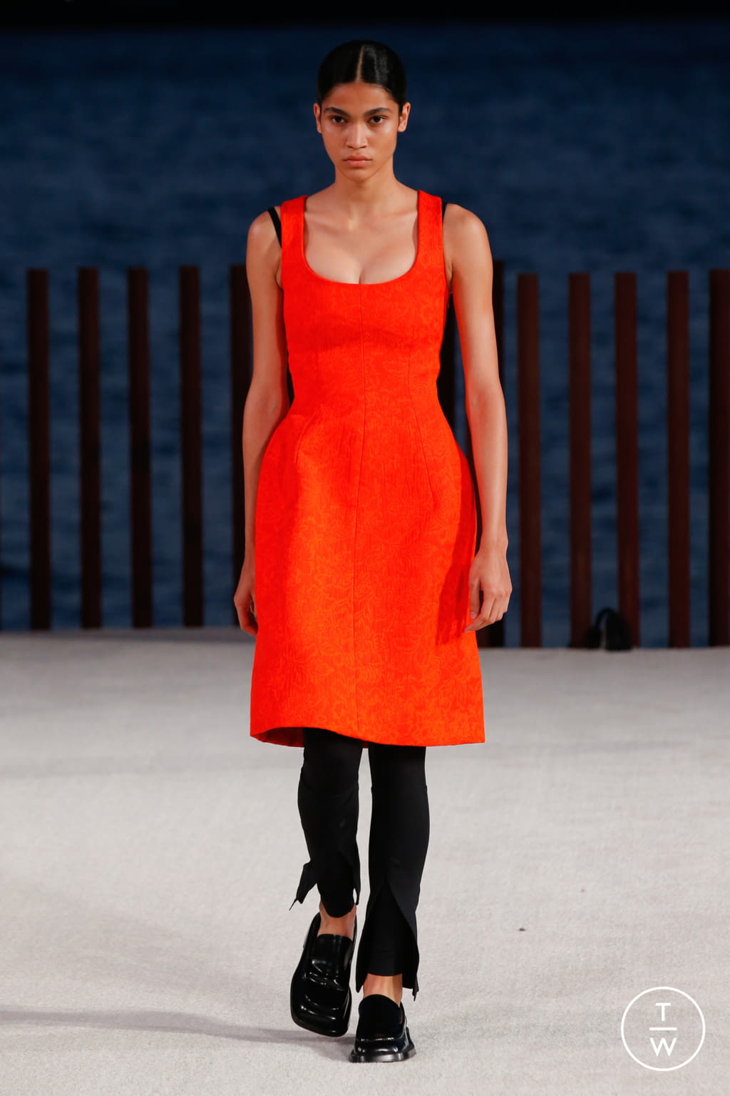 Fashion Week New York Spring/Summer 2022 look 36 from the Proenza Schouler collection 女装