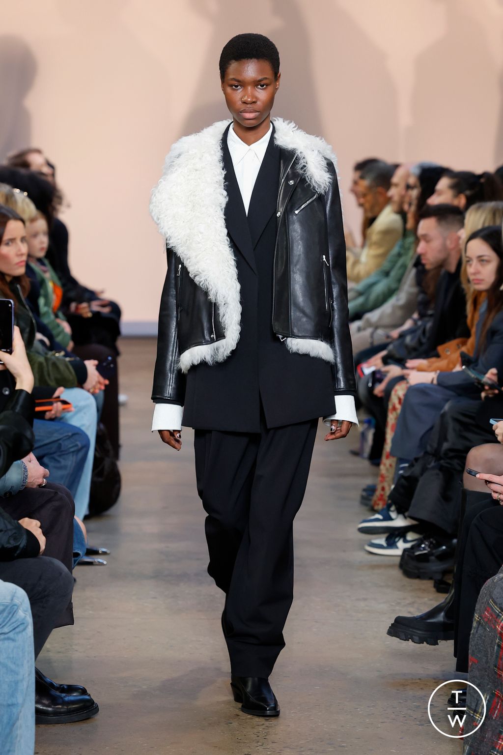 Fashion Week New York Fall/Winter 2023 look 5 from the Proenza Schouler collection womenswear