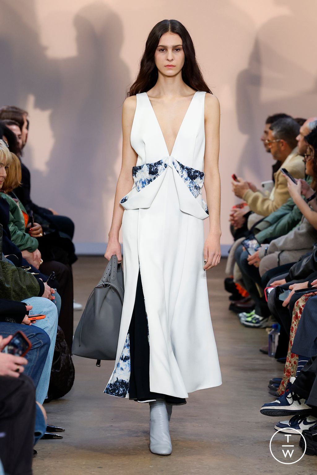 Fashion Week New York Fall/Winter 2023 look 12 de la collection Proenza Schouler womenswear