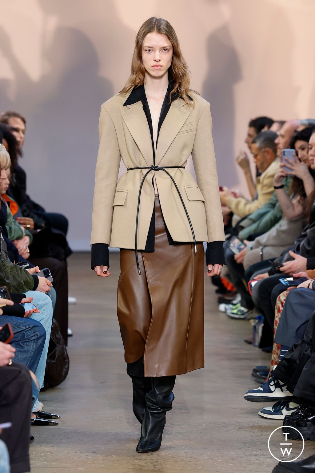 Fashion Week New York Fall/Winter 2023 look 18 from the Proenza Schouler collection womenswear