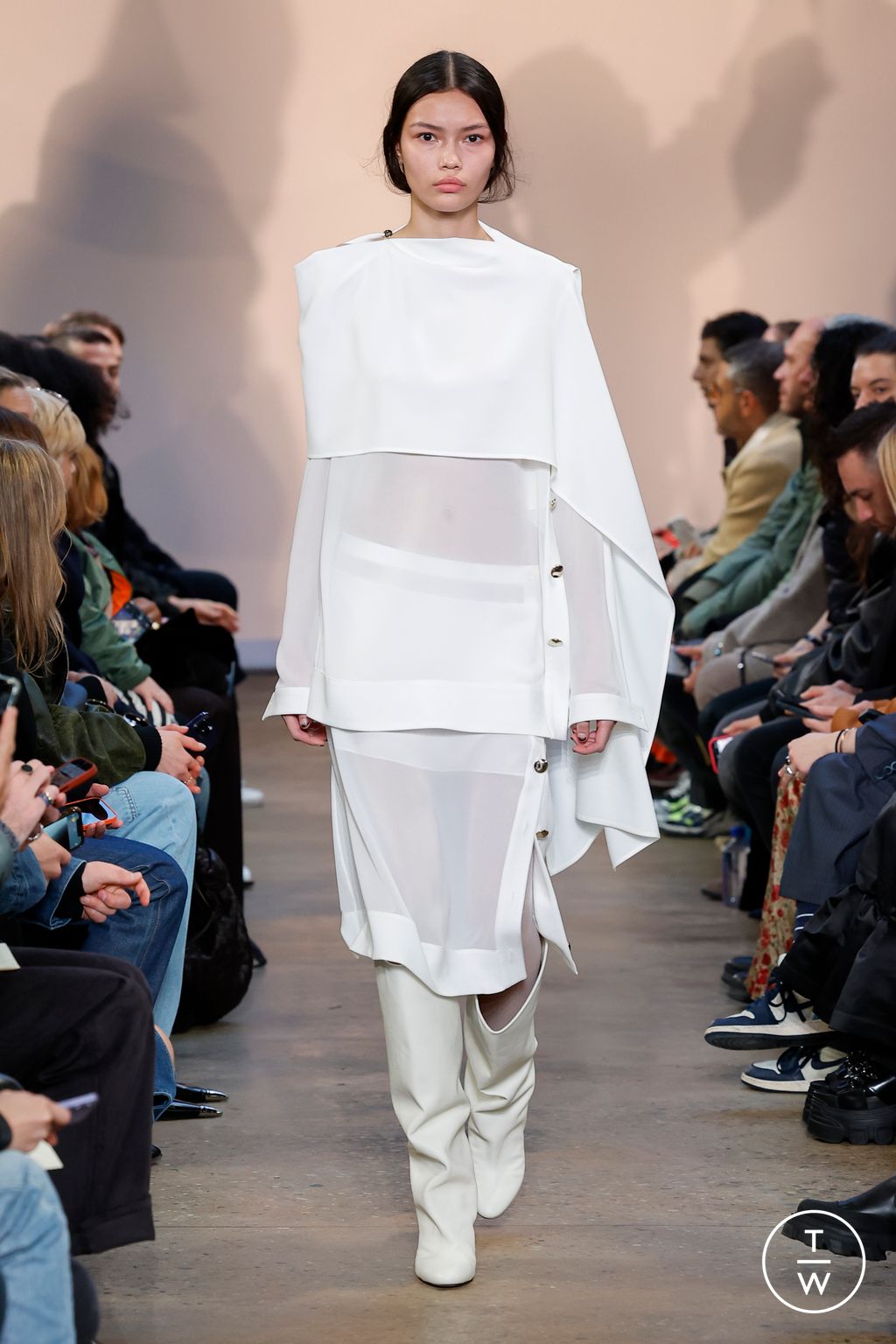 Fashion Week New York Fall/Winter 2023 look 28 from the Proenza Schouler collection womenswear