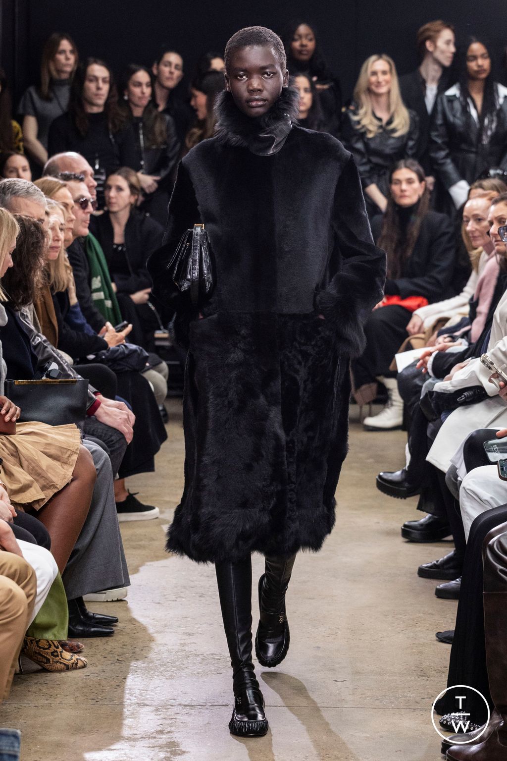 Fashion Week New York Fall/Winter 2024 look 30 from the Proenza Schouler collection womenswear