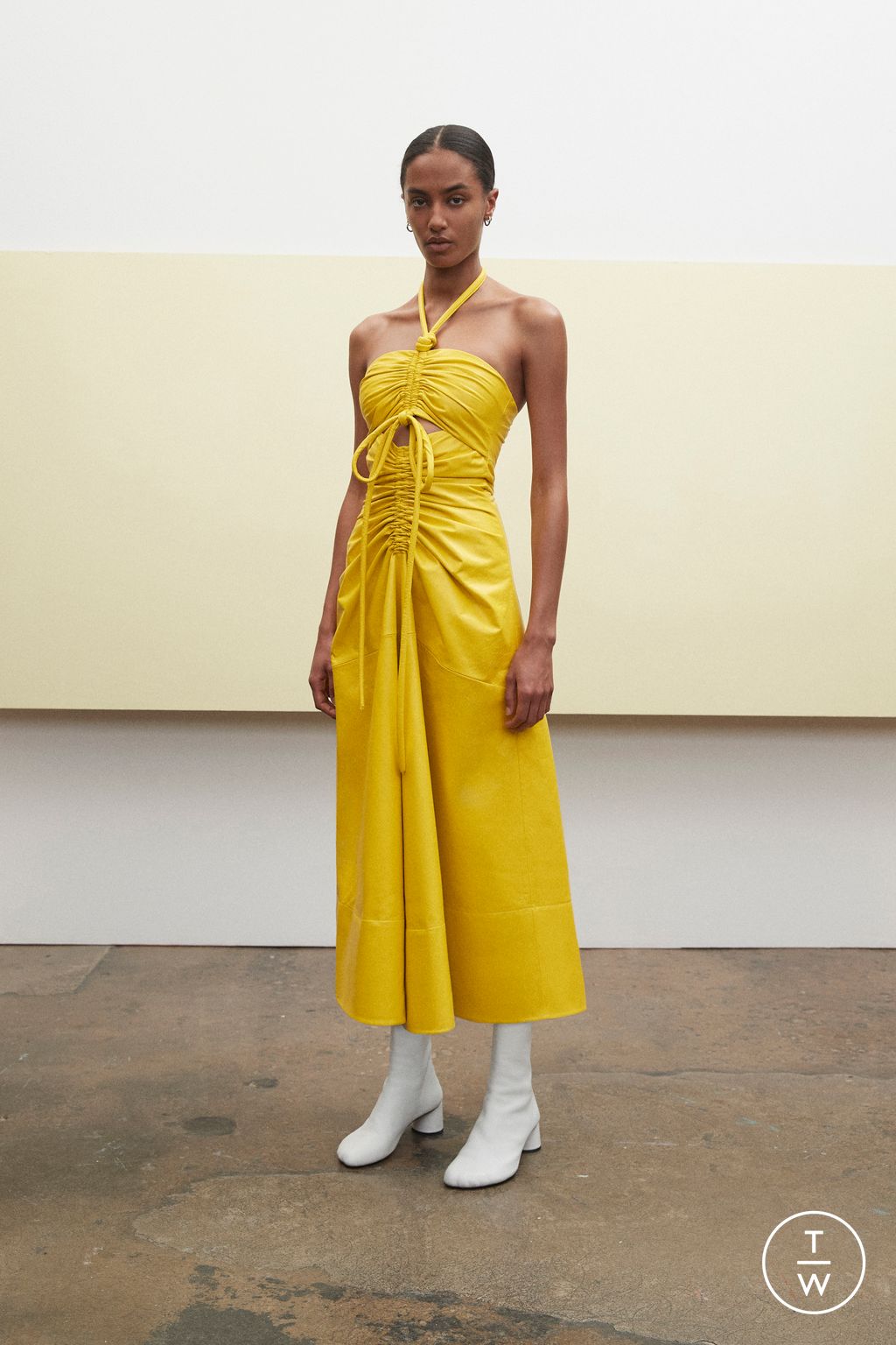 Fashion Week New York Pre-Fall 2023 look 6 from the Proenza Schouler collection womenswear