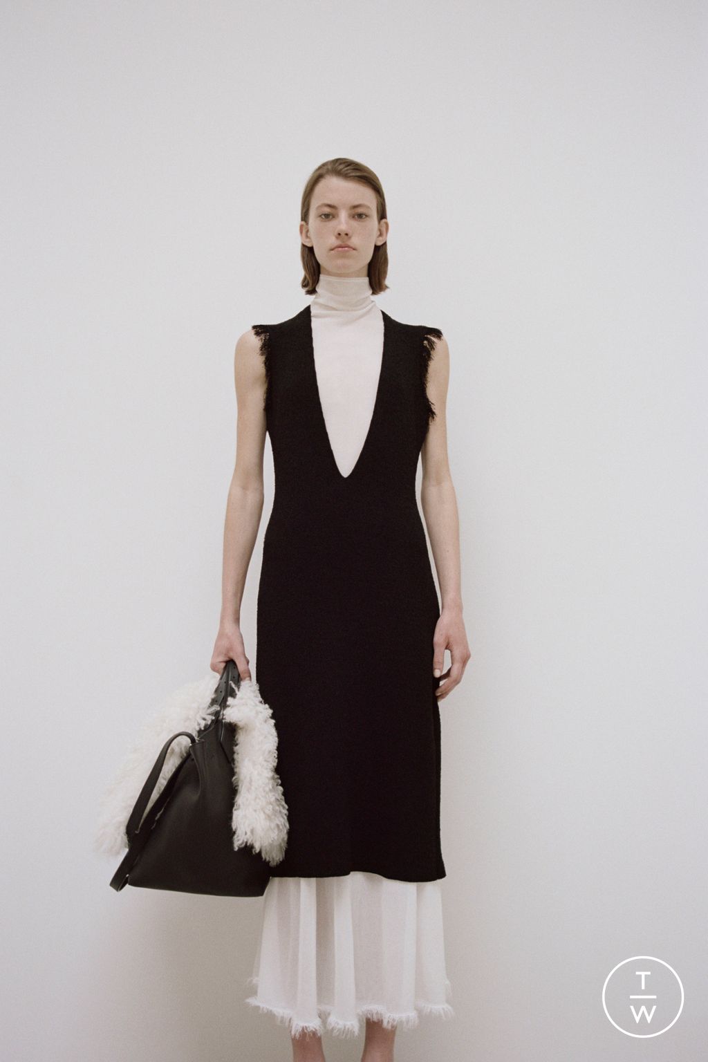 Fashion Week New York Resort 2024 look 24 from the Proenza Schouler collection 女装
