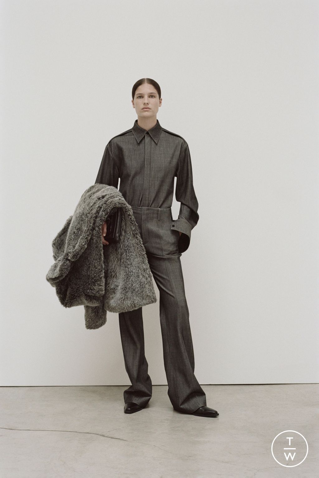 Fashion Week New York Resort 2024 look 3 de la collection Proenza Schouler womenswear