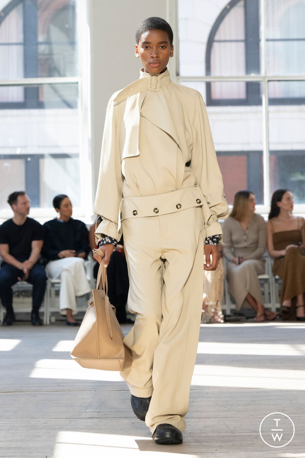 Fashion Week New York Spring-Summer 2025 look 14 from the Proenza Schouler collection 女装
