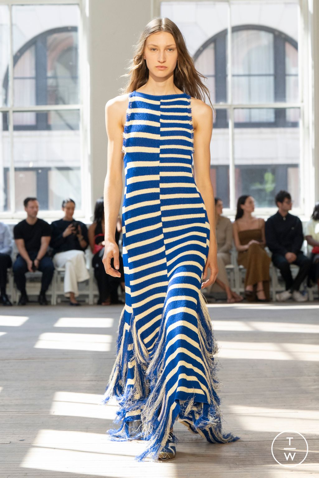 Fashion Week New York Spring-Summer 2025 look 24 from the Proenza Schouler collection 女装
