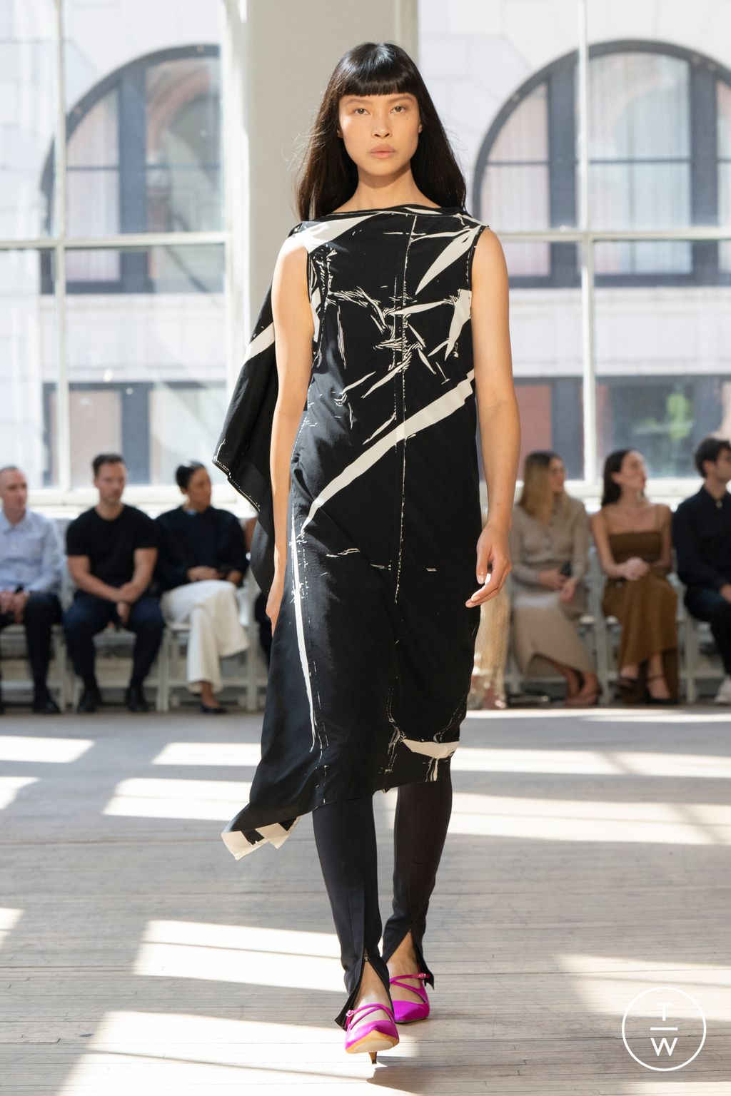Fashion Week New York Spring/Summer 2025 look 33 from the Proenza Schouler collection womenswear