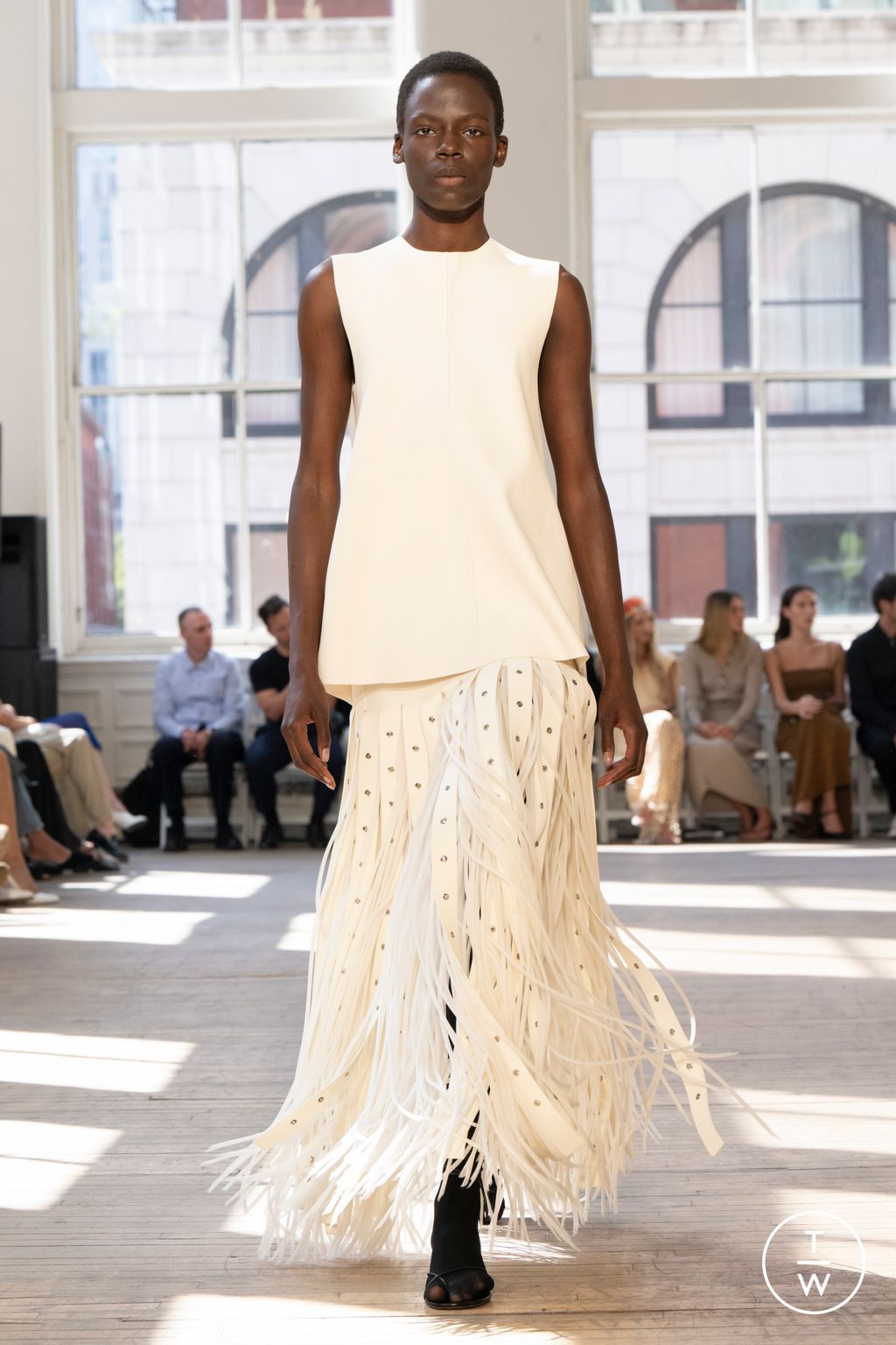 Fashion Week New York Spring-Summer 2025 look 38 from the Proenza Schouler collection womenswear