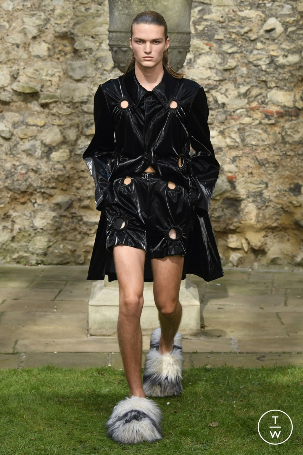 Fashion Week London Spring/Summer 2022 look 13 from the Pronounce collection womenswear