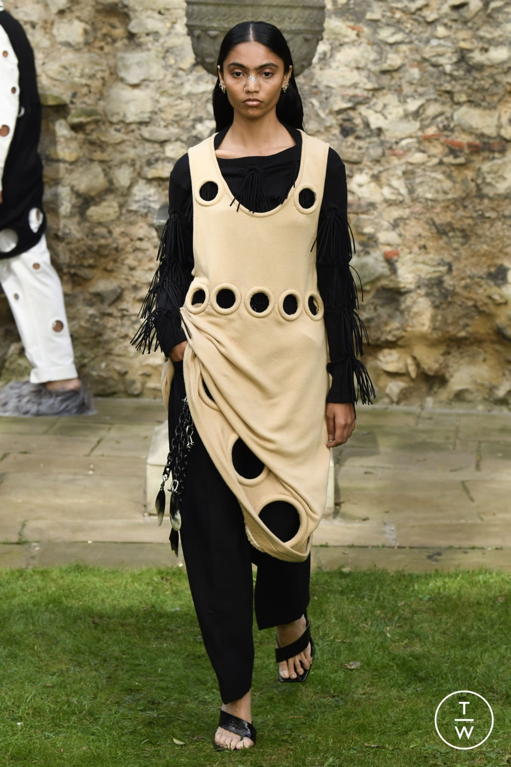 Fashion Week London Spring/Summer 2022 look 24 from the Pronounce collection womenswear