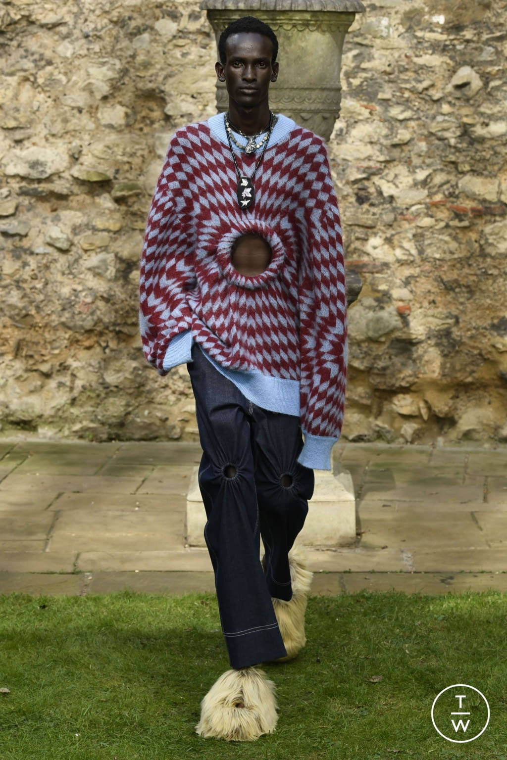 Fashion Week London Spring/Summer 2022 look 26 from the Pronounce collection womenswear