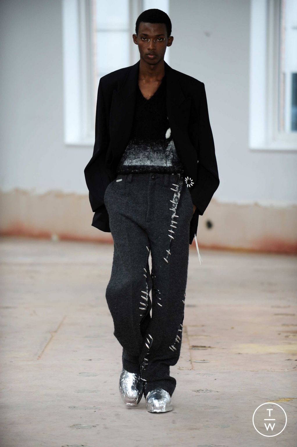 Fashion Week London Fall/Winter 2023 look 16 from the Pronounce collection 女装
