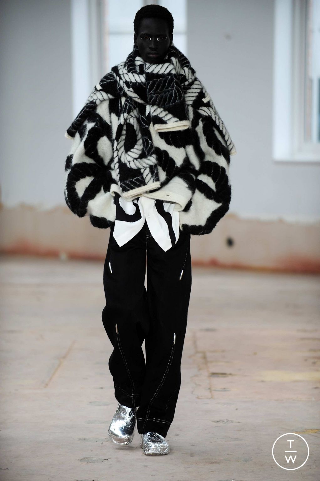 Fashion Week London Fall/Winter 2023 look 28 from the Pronounce collection 女装