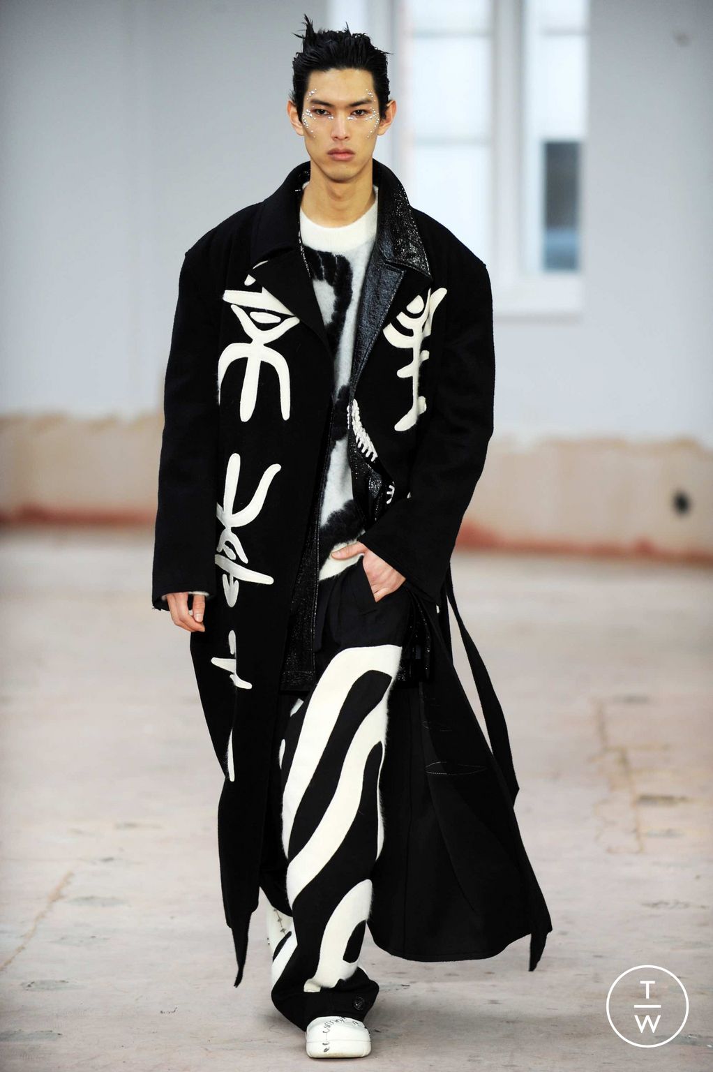 Fashion Week London Fall/Winter 2023 look 30 from the Pronounce collection 女装