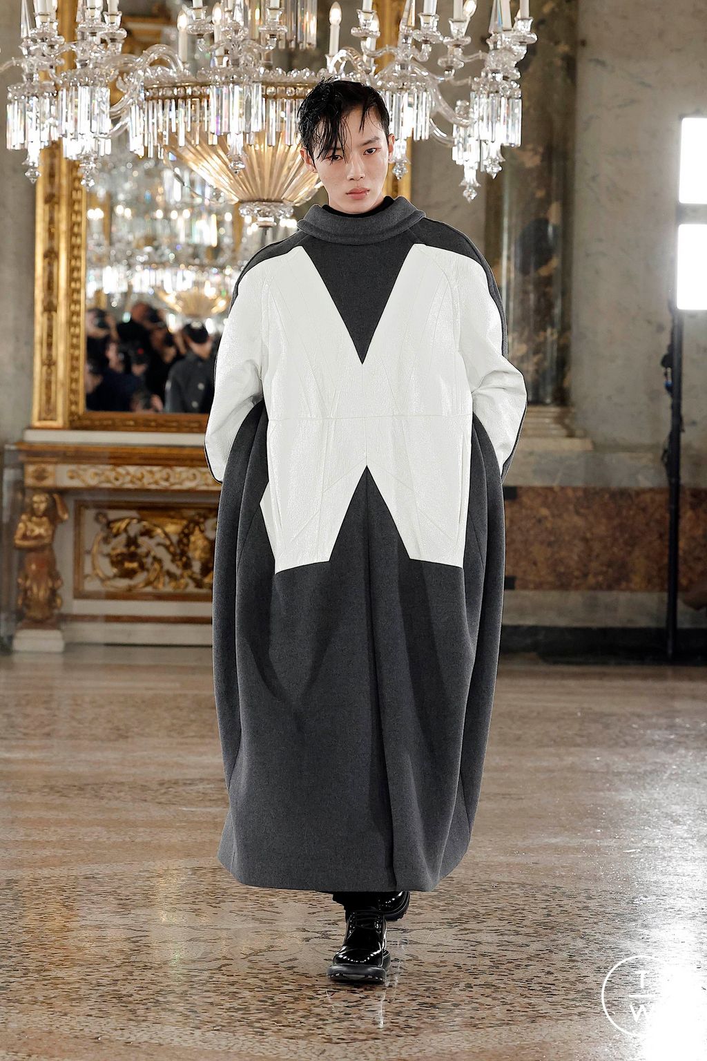 Fashion Week Milan Fall/Winter 2024 look 3 de la collection Pronounce menswear