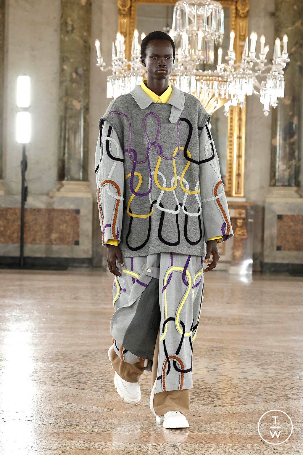 Fashion Week Milan Fall/Winter 2024 look 5 de la collection Pronounce menswear