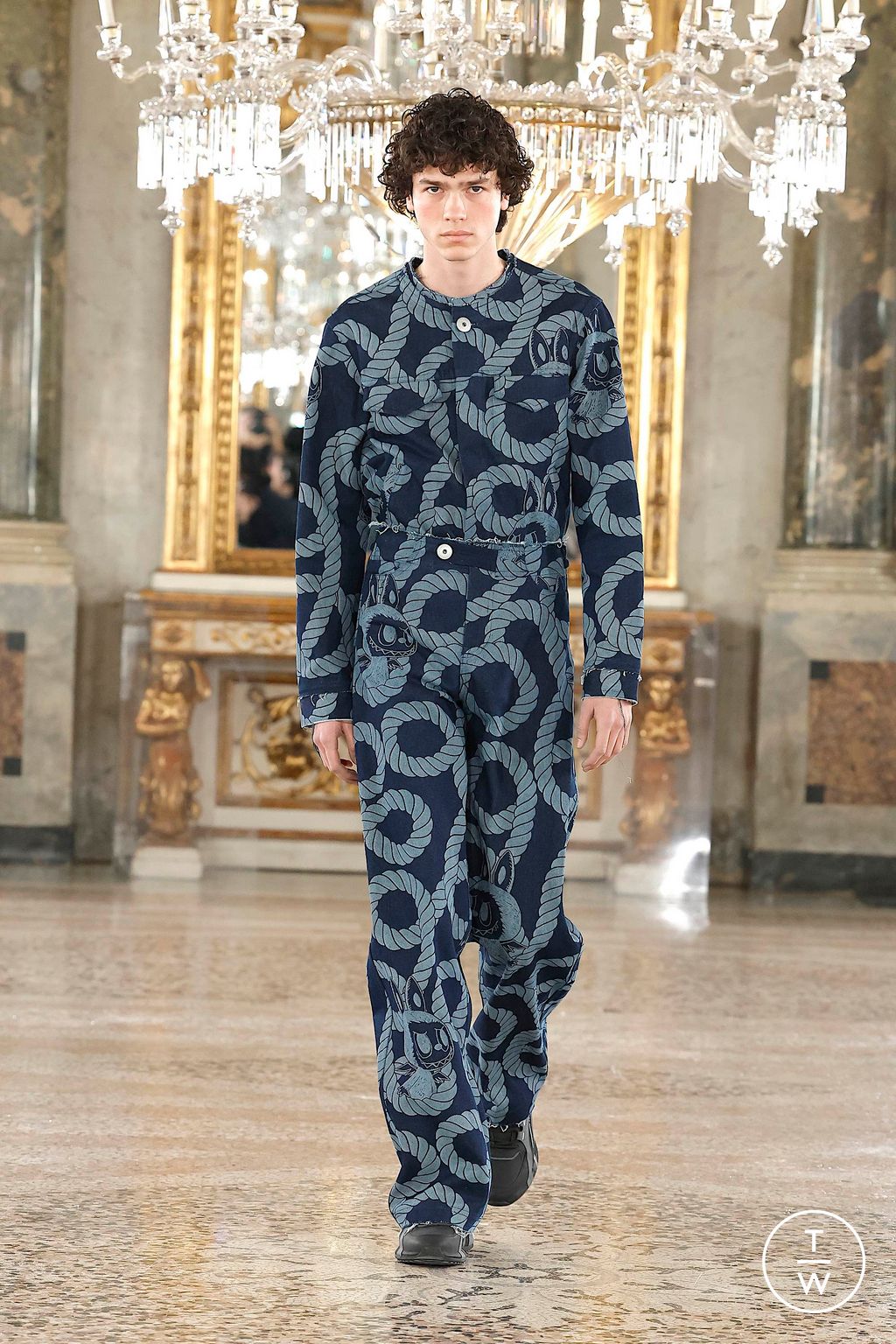 Fashion Week Milan Fall/Winter 2024 look 9 de la collection Pronounce menswear