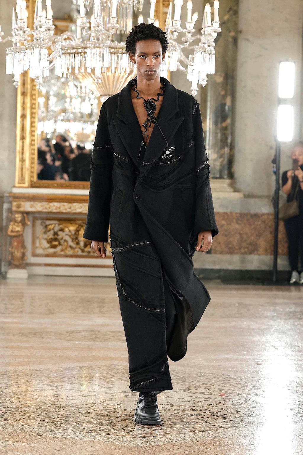 Fashion Week Milan Fall/Winter 2024 look 29 de la collection Pronounce menswear