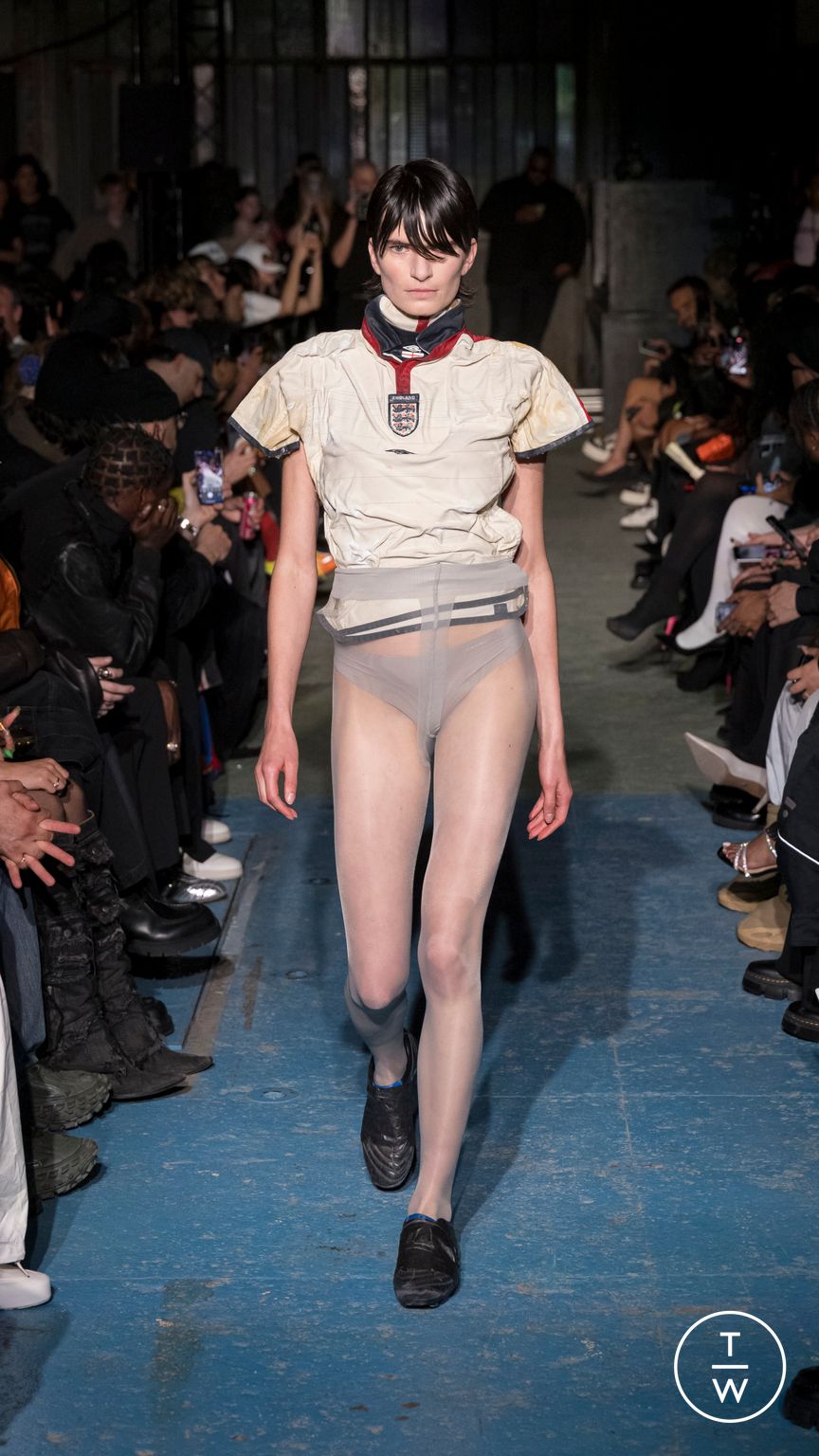Fashion Week Paris Spring-Summer 2025 look 23 from the Prototypes collection 男装
