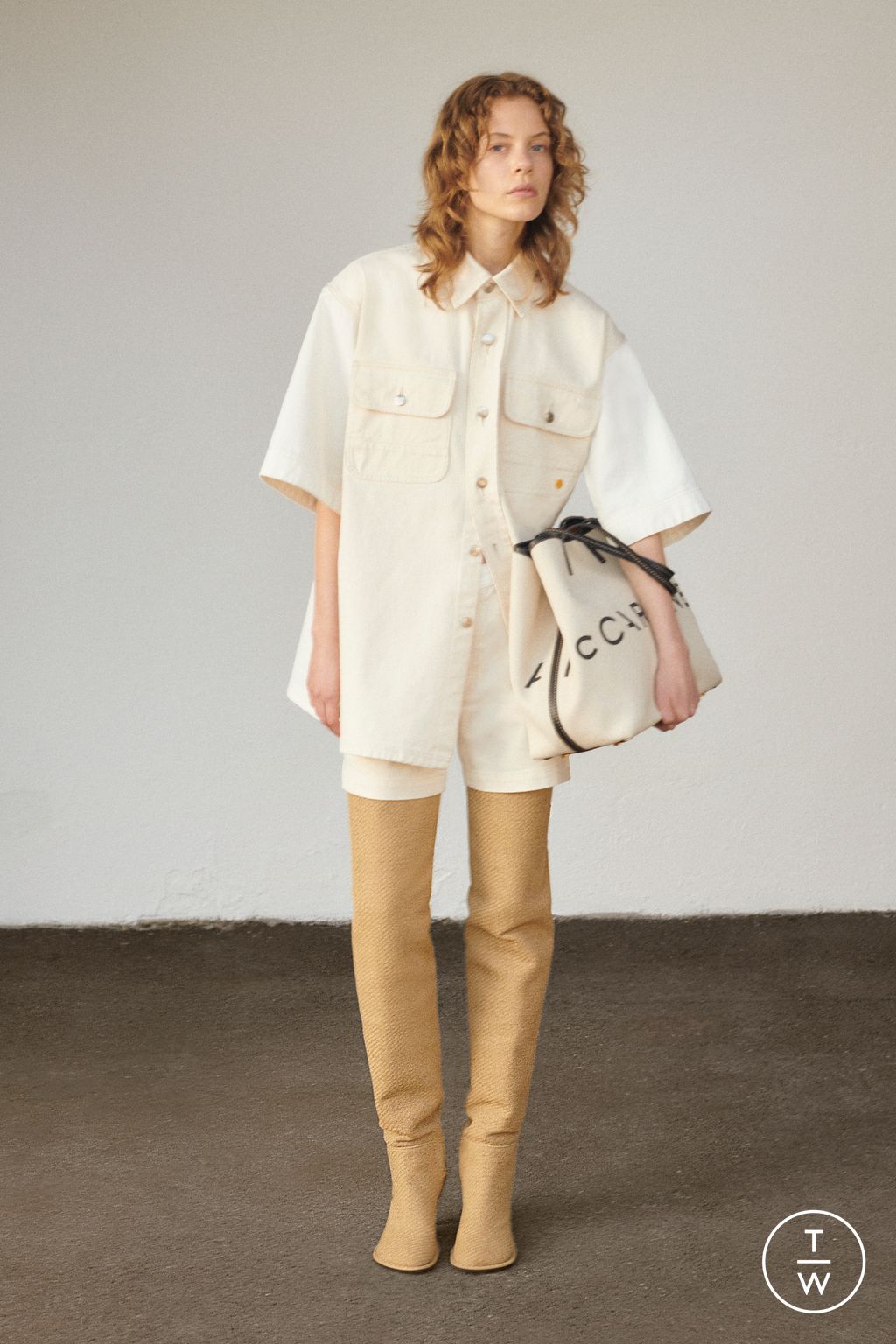 Fashion Week Paris Resort 2024 look 17 from the Stella McCartney collection 女装