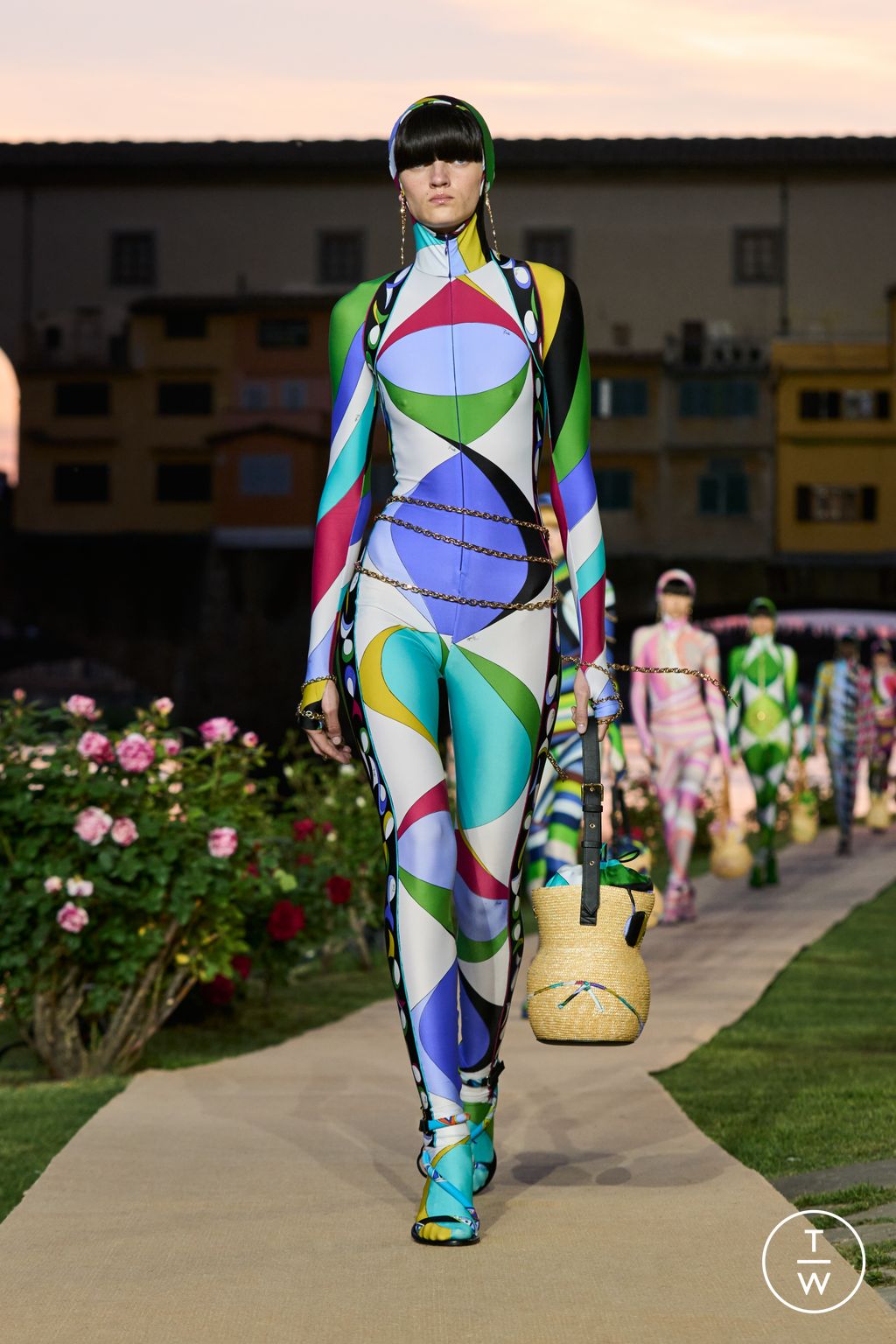 Fashion Week Milan Resort 2024 look 34 from the Pucci collection womenswear