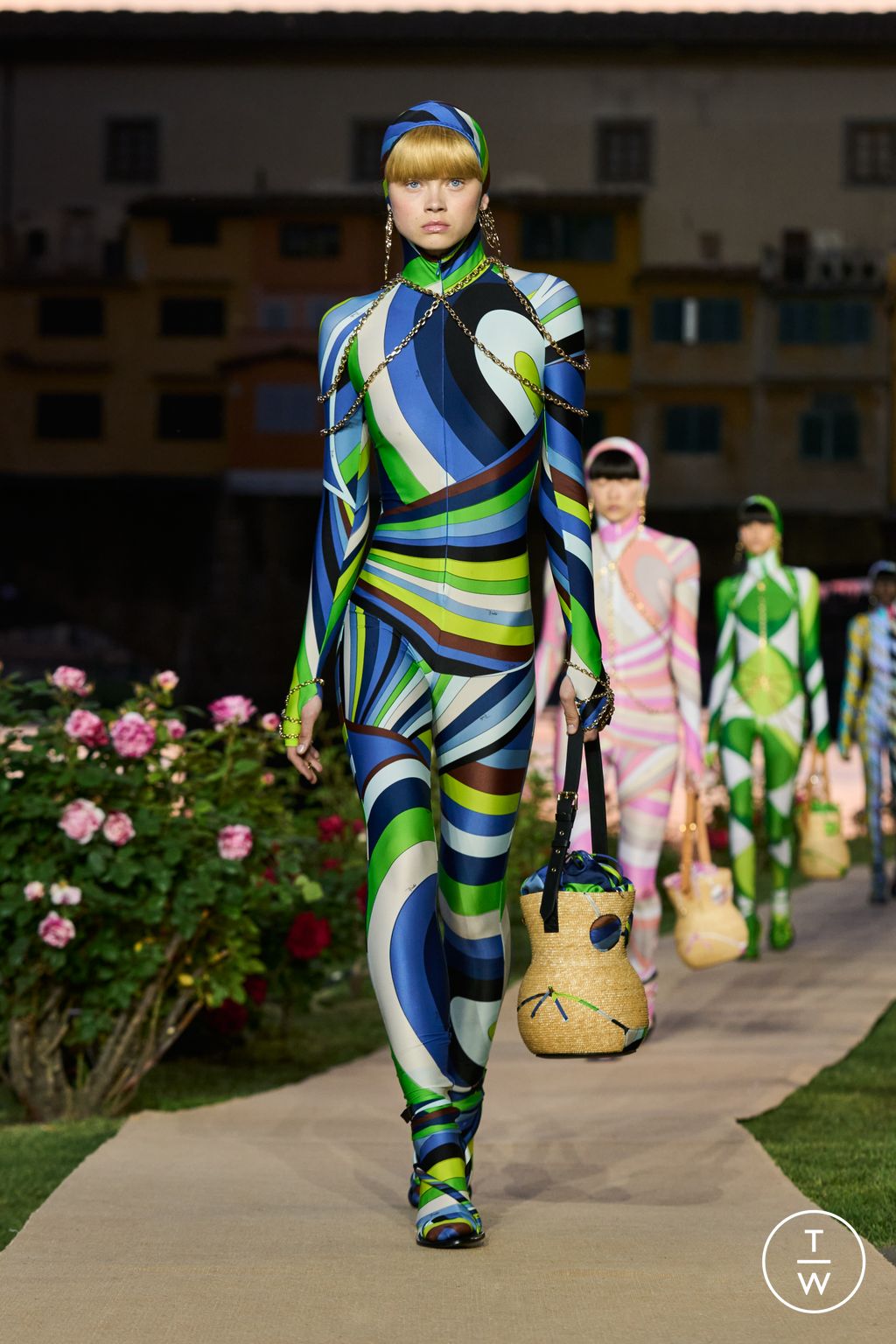 Fashion Week Milan Resort 2024 look 35 from the Pucci collection 女装