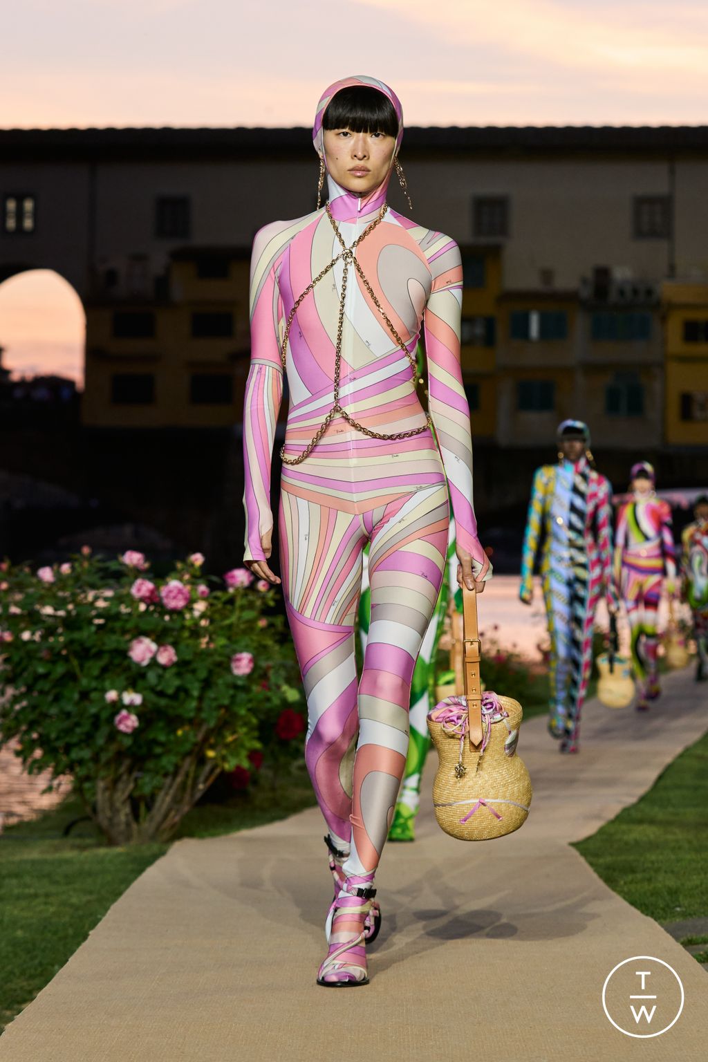 Fashion Week Milan Resort 2024 look 36 from the Pucci collection womenswear