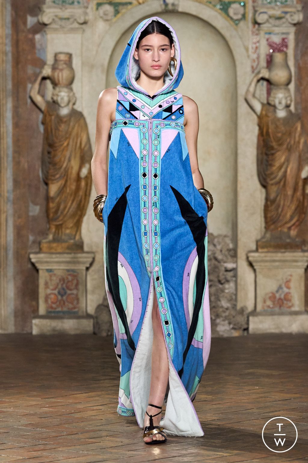 Fashion Week Milan Spring/Summer 2024 look 34 de la collection Pucci womenswear