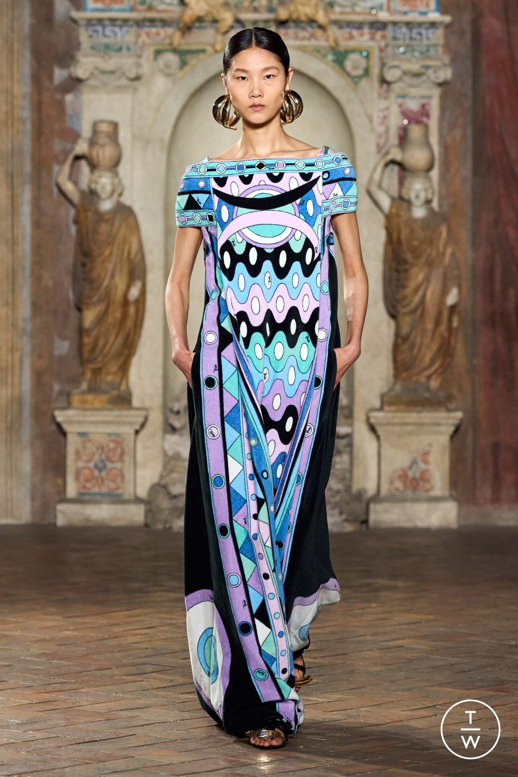 Fashion Week Milan Spring/Summer 2024 look 36 de la collection Pucci womenswear
