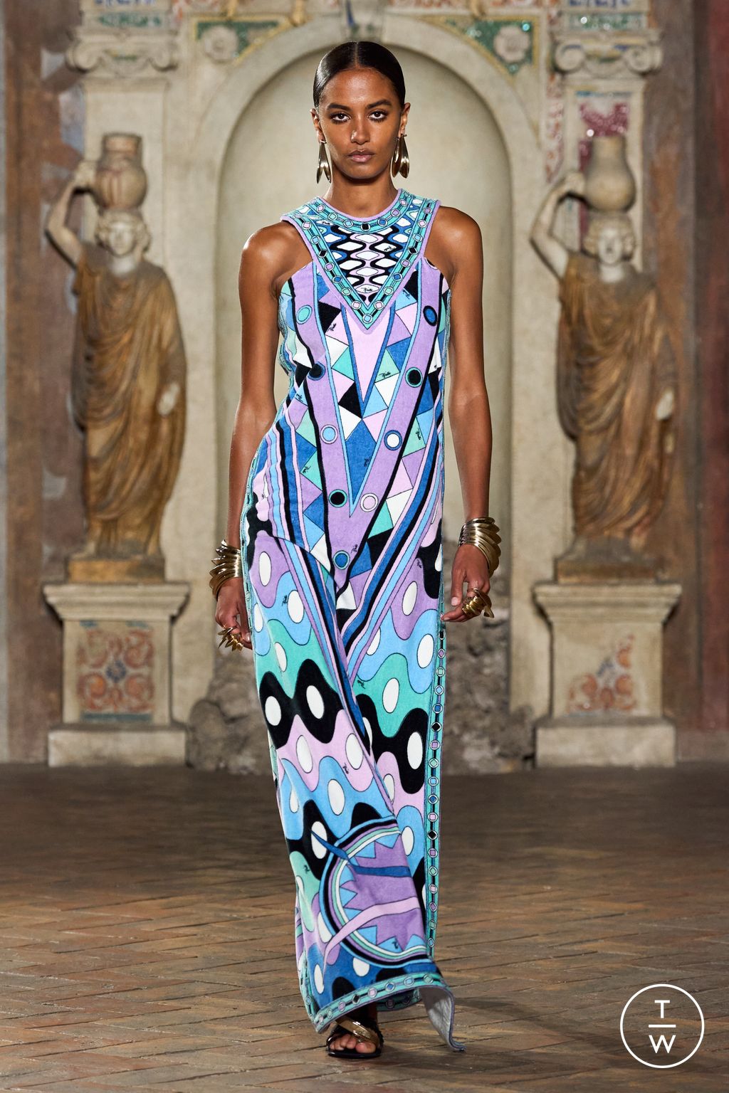 Fashion Week Milan Spring/Summer 2024 look 38 de la collection Pucci womenswear