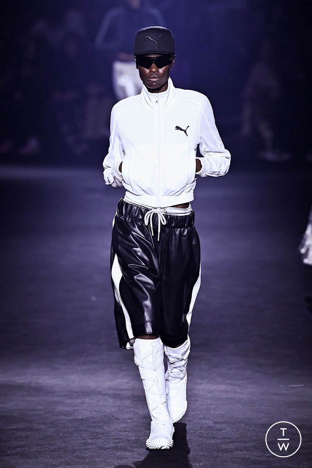 Fashion Week New York Fall/Winter 2024 look 17 from the Puma collection 女装