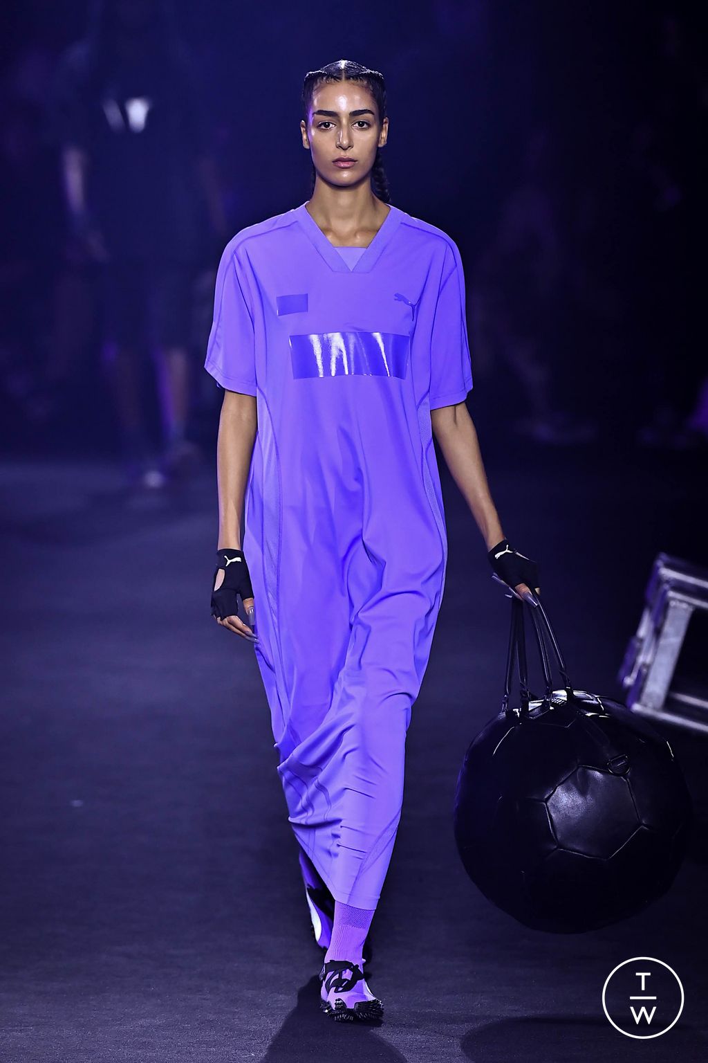 Fashion Week New York Fall/Winter 2024 look 43 from the Puma collection womenswear