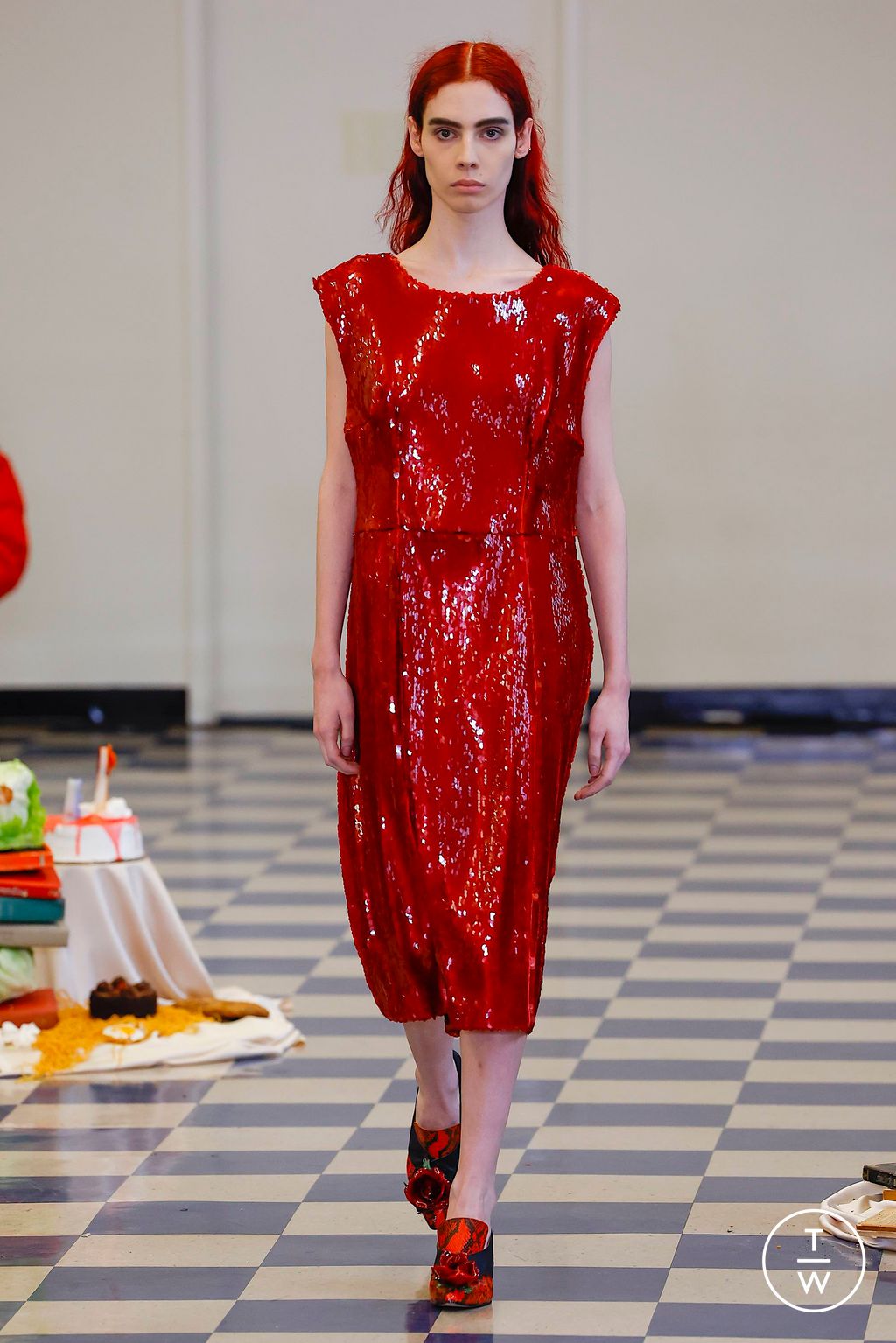 Fashion Week New York Fall/Winter 2023 look 4 from the Puppets and Puppets collection 女装