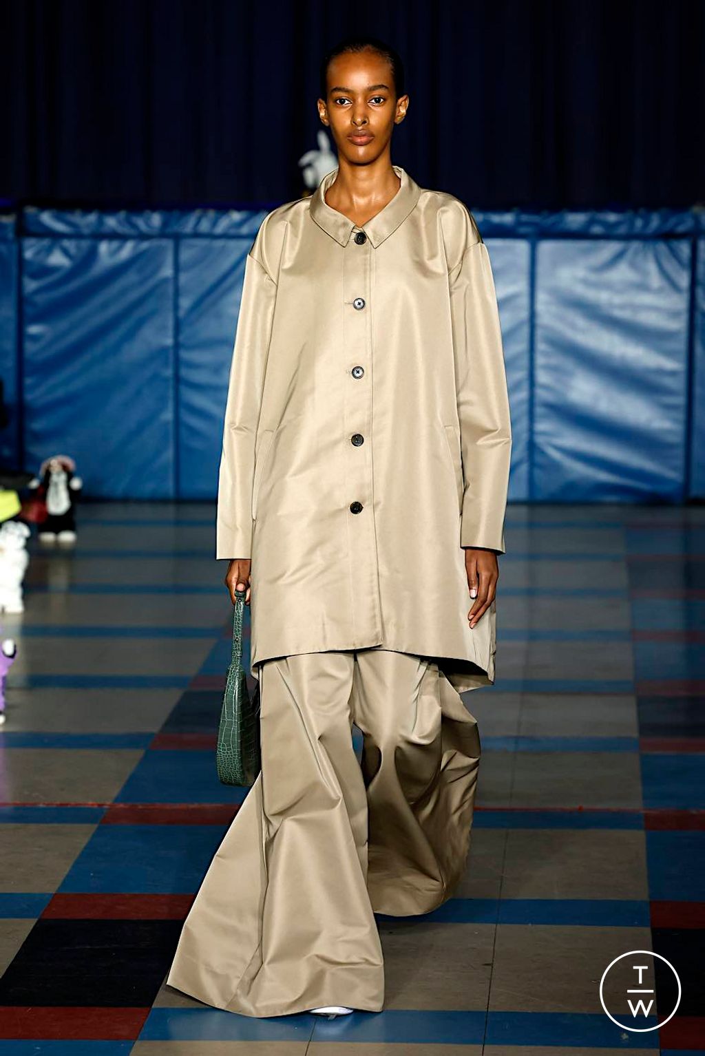 Fashion Week New York Spring/Summer 2024 look 2 from the Puppets and Puppets collection womenswear