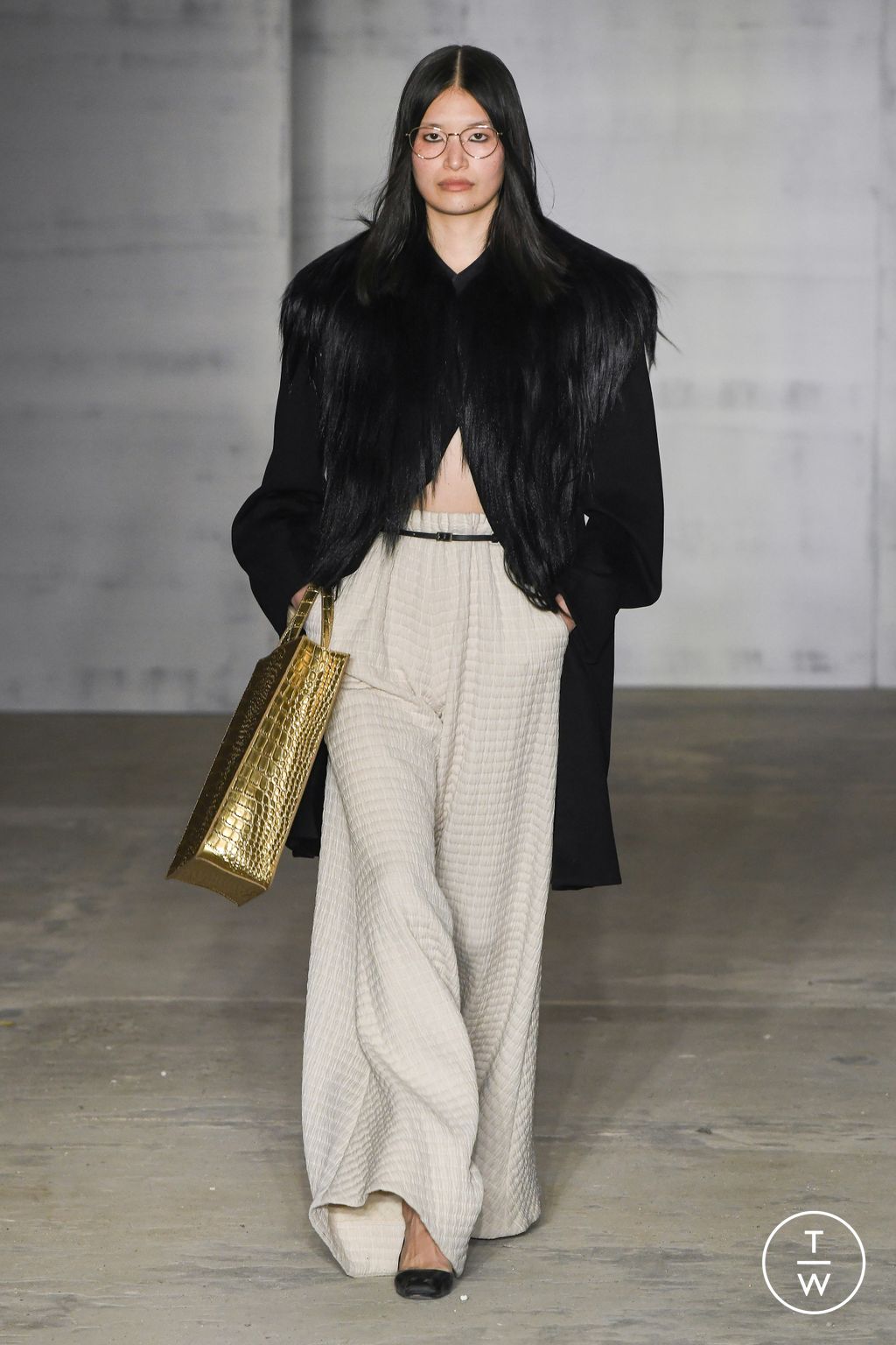 Fashion Week New York Fall/Winter 2024 look 17 from the Puppets and Puppets collection womenswear