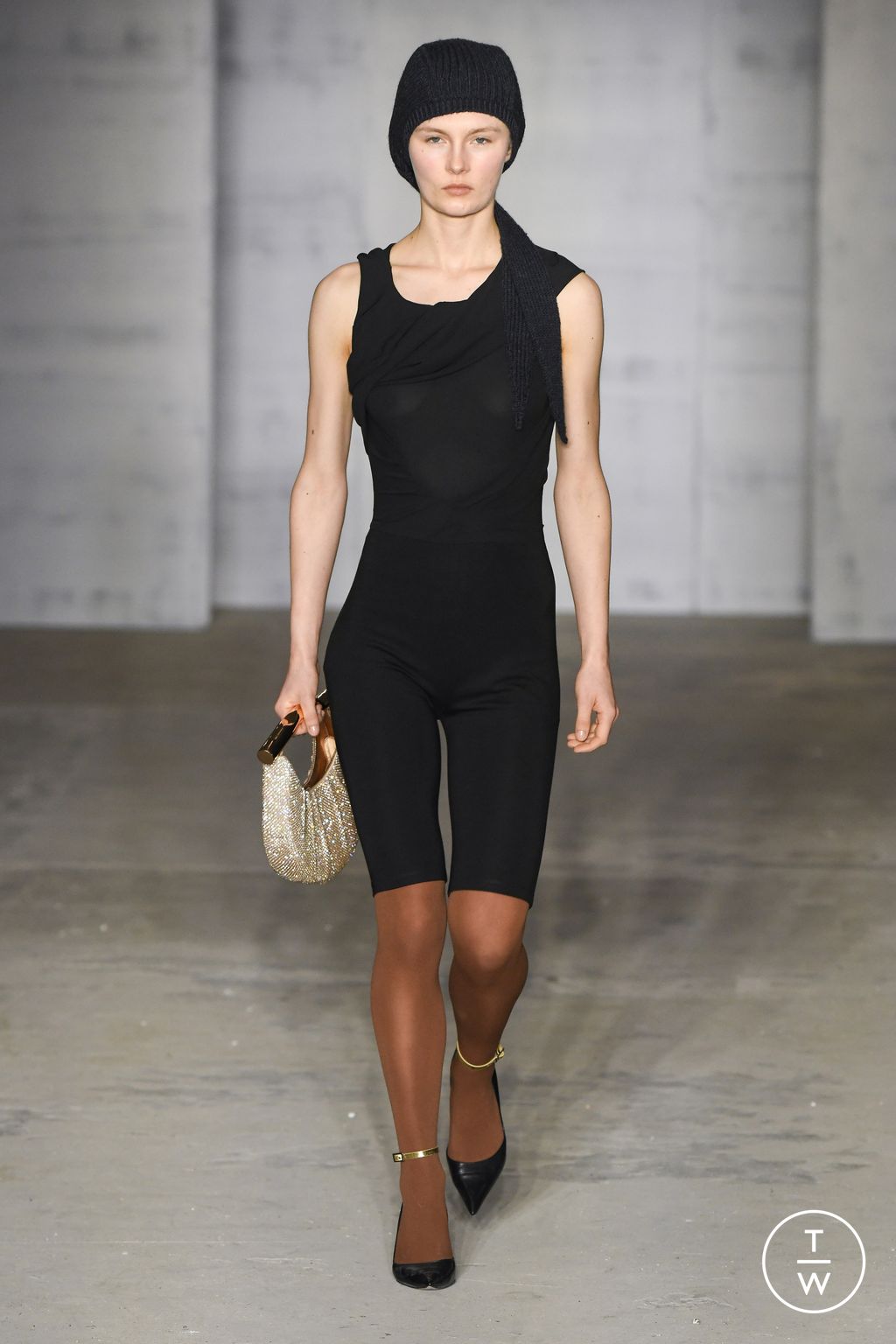 Fashion Week New York Fall/Winter 2024 look 30 from the Puppets and Puppets collection womenswear