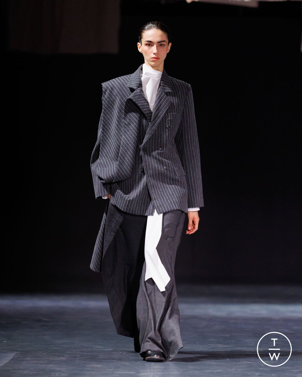 Fashion Week Milan Fall/Winter 2026 look 7 from the Qasimi collection menswear