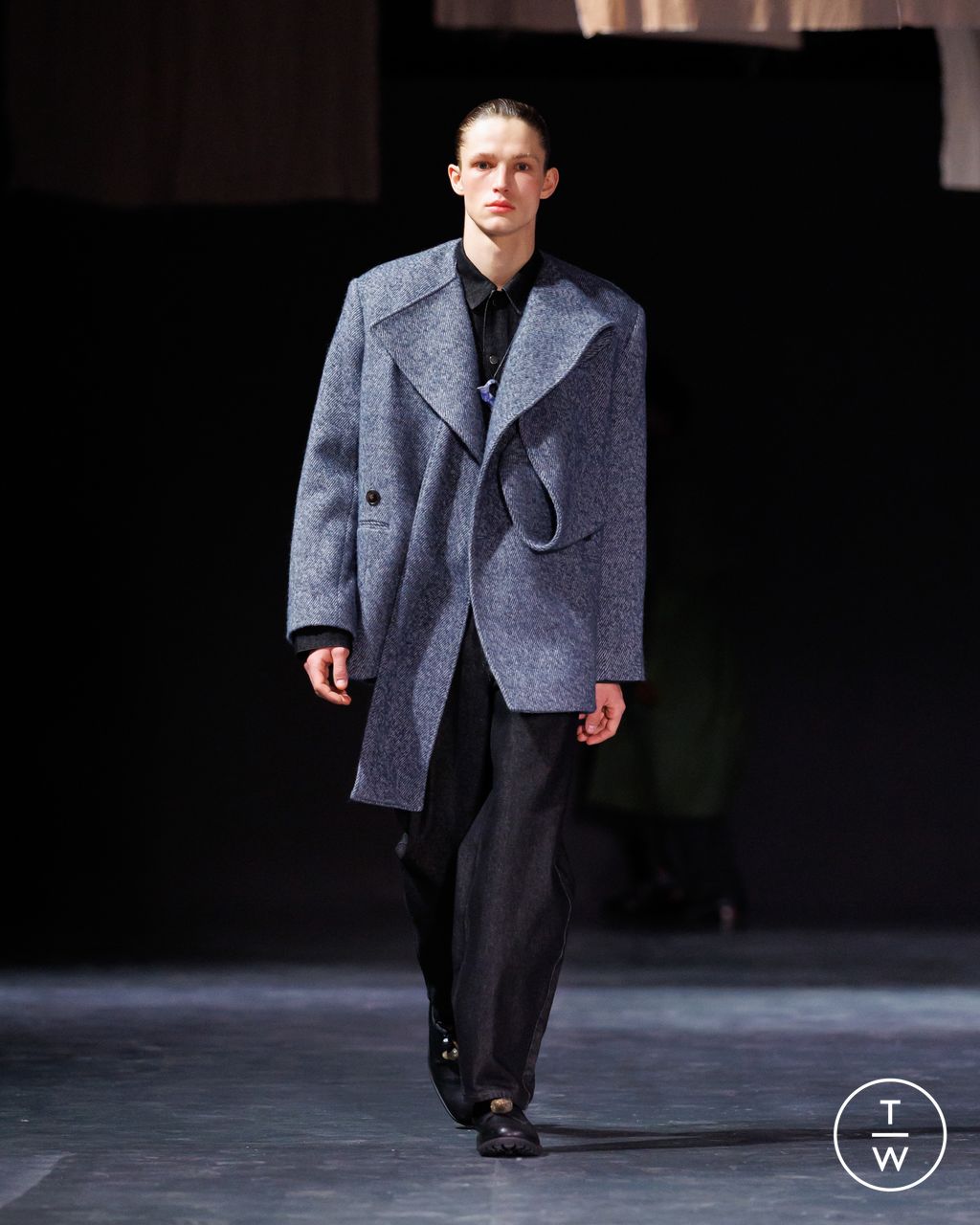 Fashion Week Milan Fall/Winter 2026 look 15 from the Qasimi collection menswear