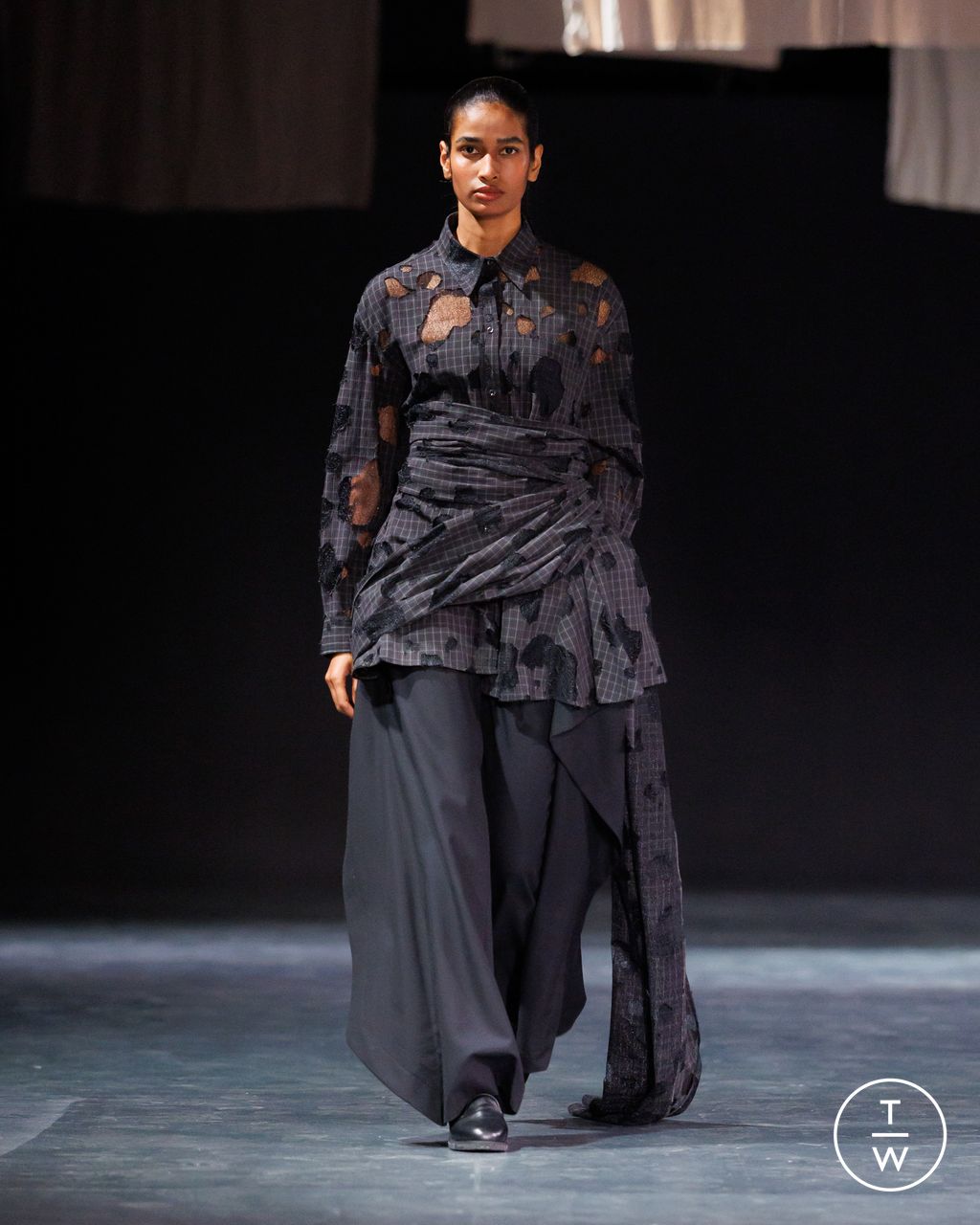 Fashion Week Milan Fall/Winter 2026 look 18 from the Qasimi collection menswear