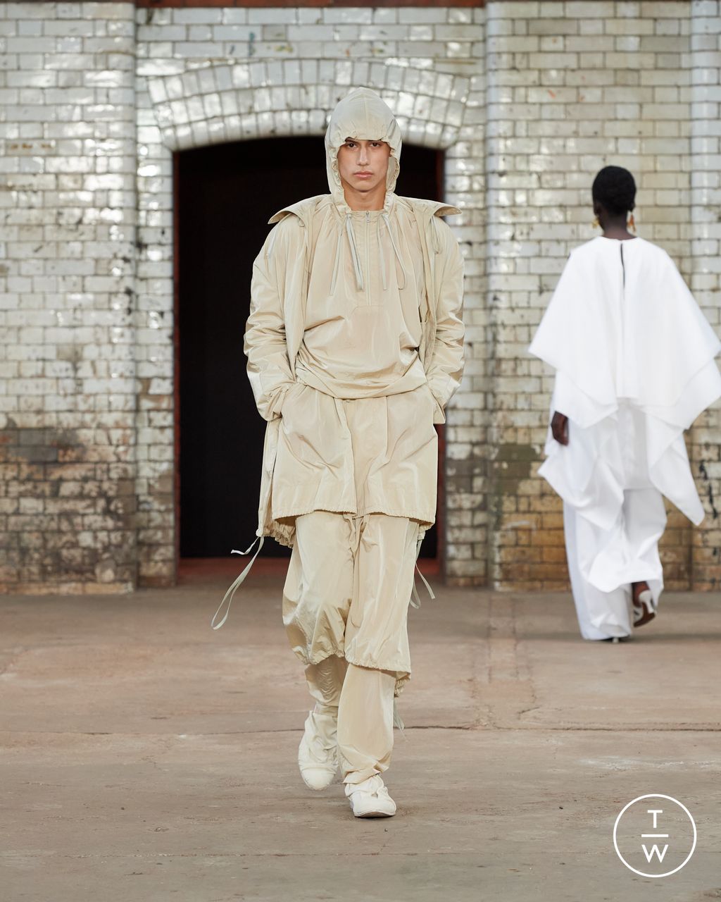Fashion Week London Spring/Summer 2025 look 6 de la collection Qasimi menswear