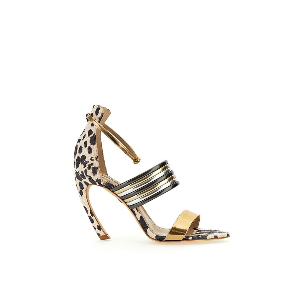 Fashion Week Milan Spring/Summer 2023 look 26 from the Roberto Cavalli collection womenswear accessories