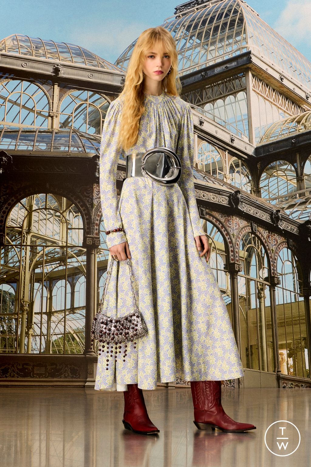 Fashion Week Paris Pre-Fall 2026 look 17 from the Rabanne collection womenswear