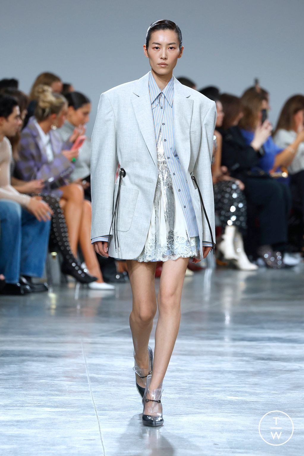 Fashion Week Paris Spring/Summer 2025 look 2 from the Rabanne collection womenswear