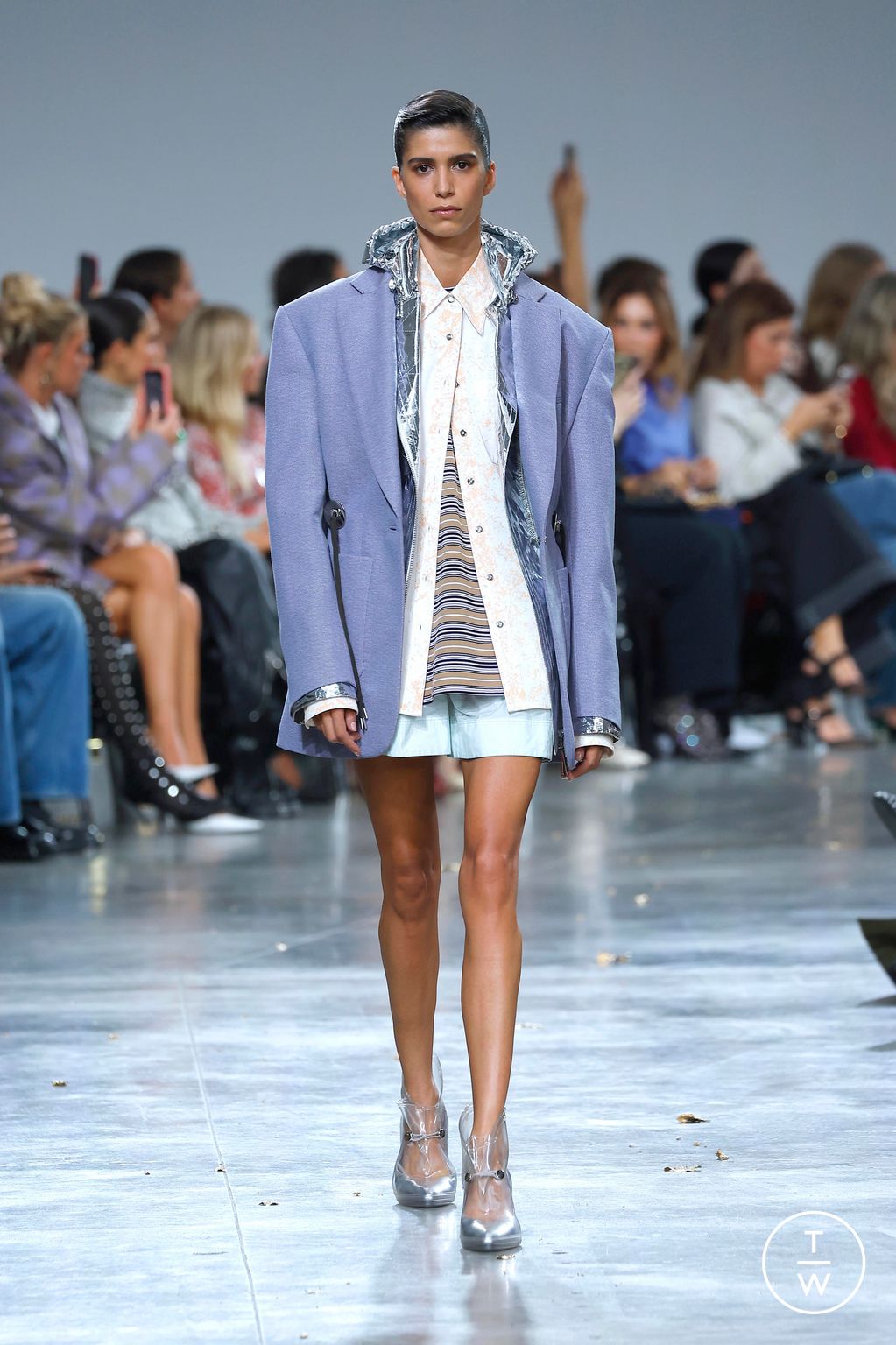 Fashion Week Paris Spring/Summer 2025 look 29 from the Rabanne collection womenswear