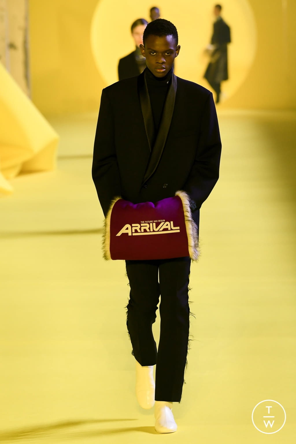 Fashion Week Paris Fall/Winter 2020 look 2 de la collection Raf Simons menswear