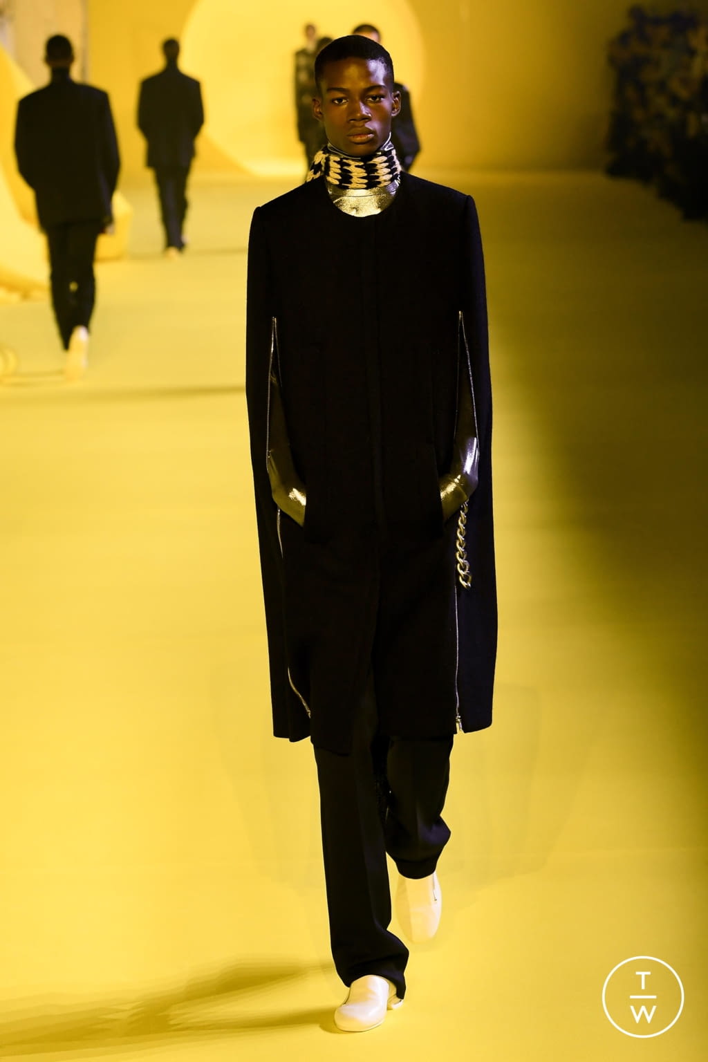 Fashion Week Paris Fall/Winter 2020 look 4 de la collection Raf Simons menswear