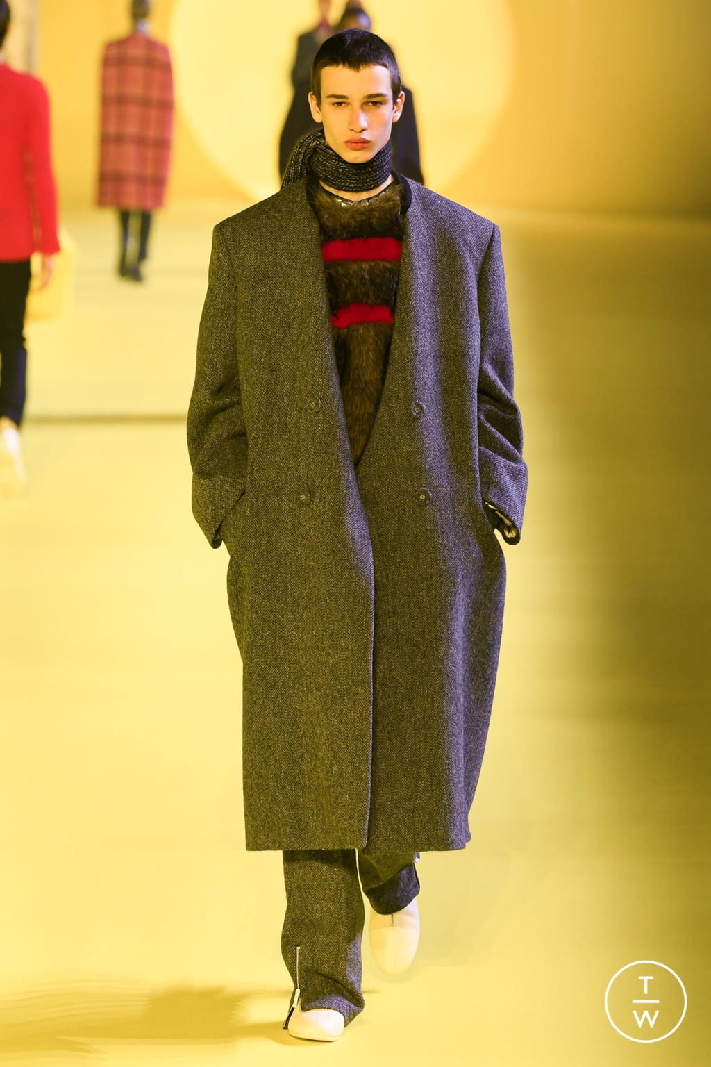 Fashion Week Paris Fall/Winter 2020 look 29 from the Raf Simons collection menswear