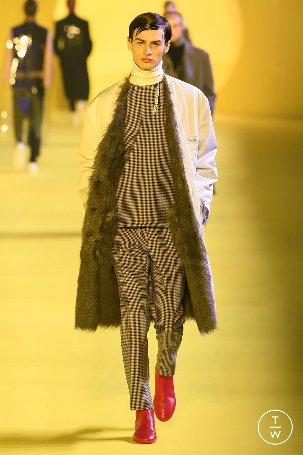 Fashion Week Paris Fall/Winter 2020 look 36 from the Raf Simons collection 男装